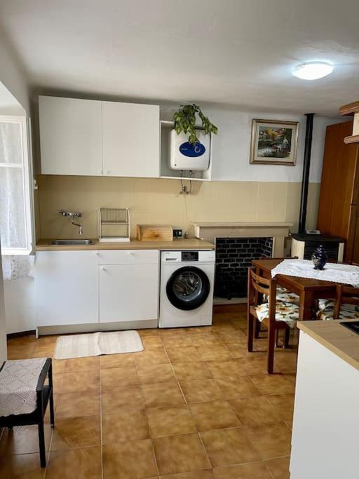Casa Vacanze Da Meryon Albiano Magra Buitenkant foto