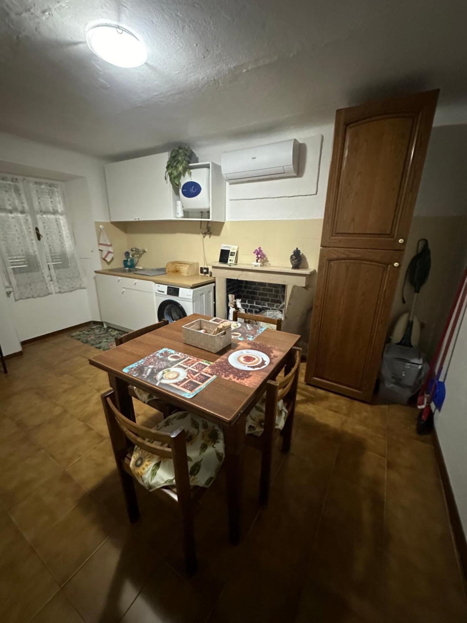 Casa Vacanze Da Meryon Albiano Magra Buitenkant foto